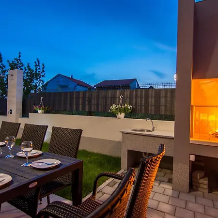 Kastel Two Villa Kaštela