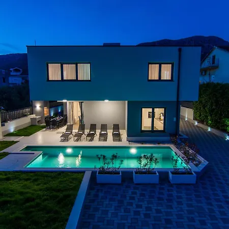 Kastel Two Villa