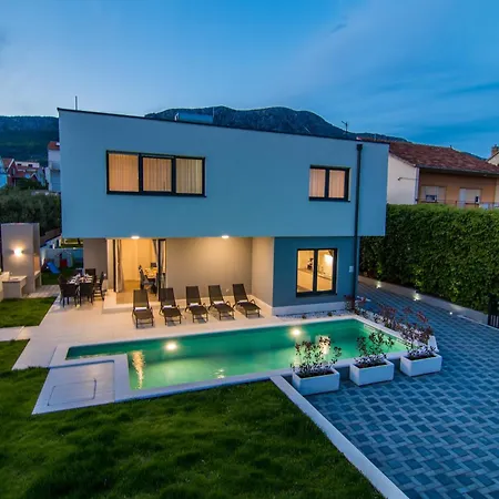 Kastel Two Villa