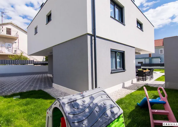 Kastel Two * Kaštela